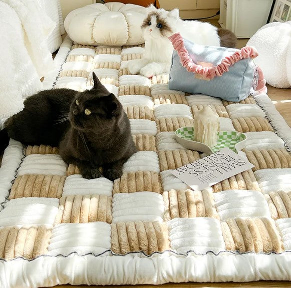 Cloud-Soft Plush Mat — Their Favourite Cozy Spot